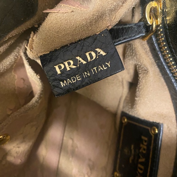 Authentic Prada calfskin leather handbag black and gold - Picture 11 of 14
